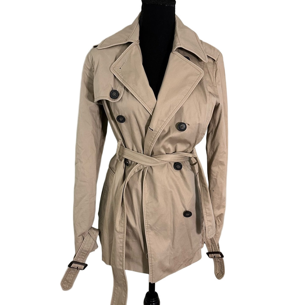 AMERICAN EAGLE BEIGE BUTTON DOWN JACKET - image 1